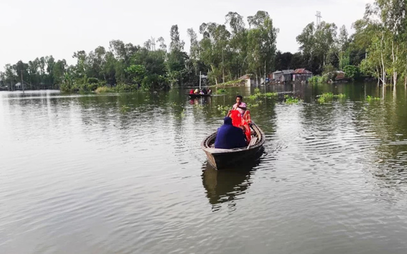 Sirajganj Floods: Residents Struggle Amid Dropping Water Levels